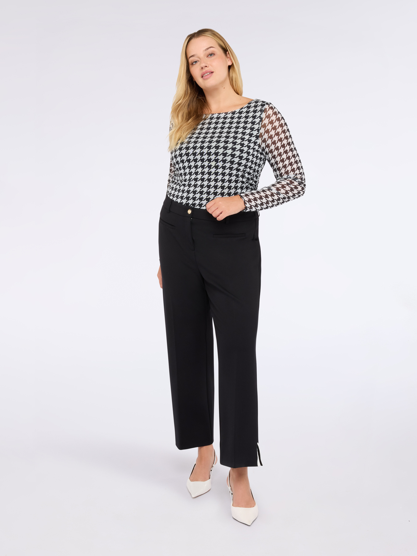 T-shirt in tulle motivo pied-de-poule image number 2