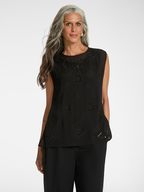 Blusa in georgette traforata