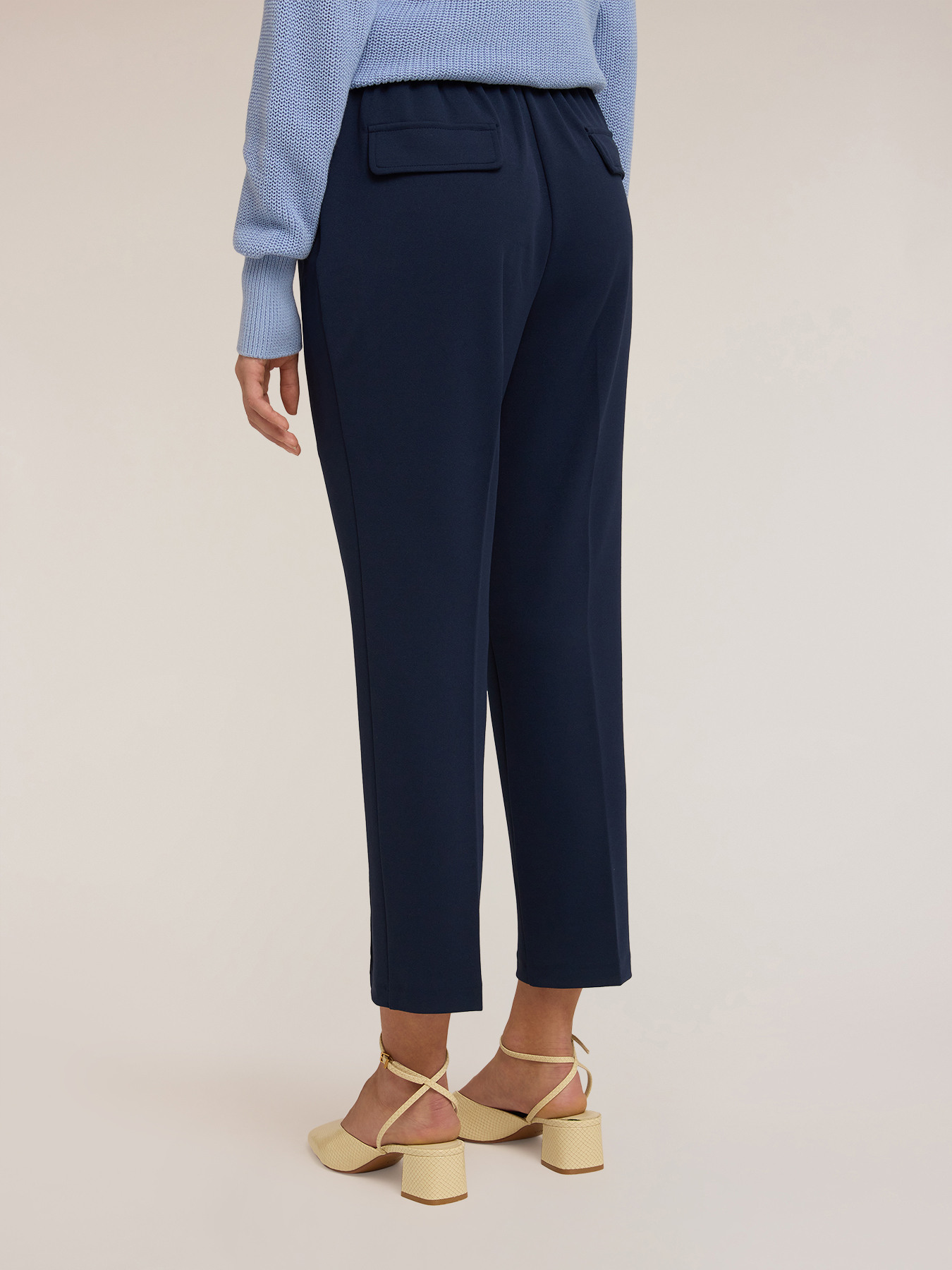 Pantalon coupe régulière en tissu crêpe image number 1