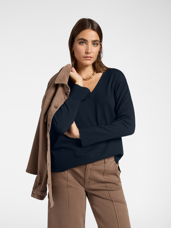 Pull à col en V