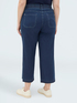 Cropped jeans in lightweight denim image number 1