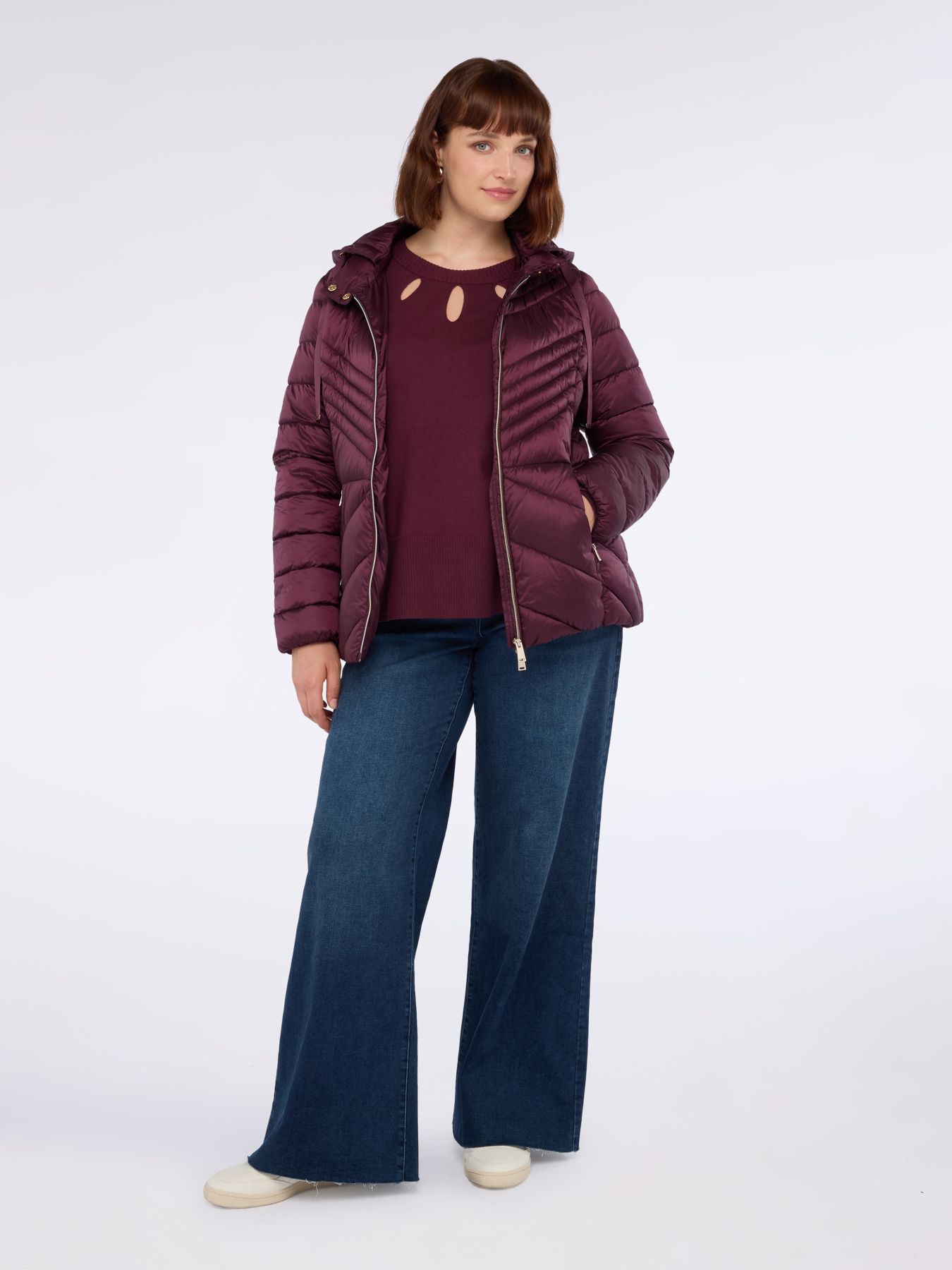 Quilted down jacket with chevron pattern and hood image number 3