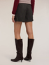 Shorts cropped con motivo check image number 1