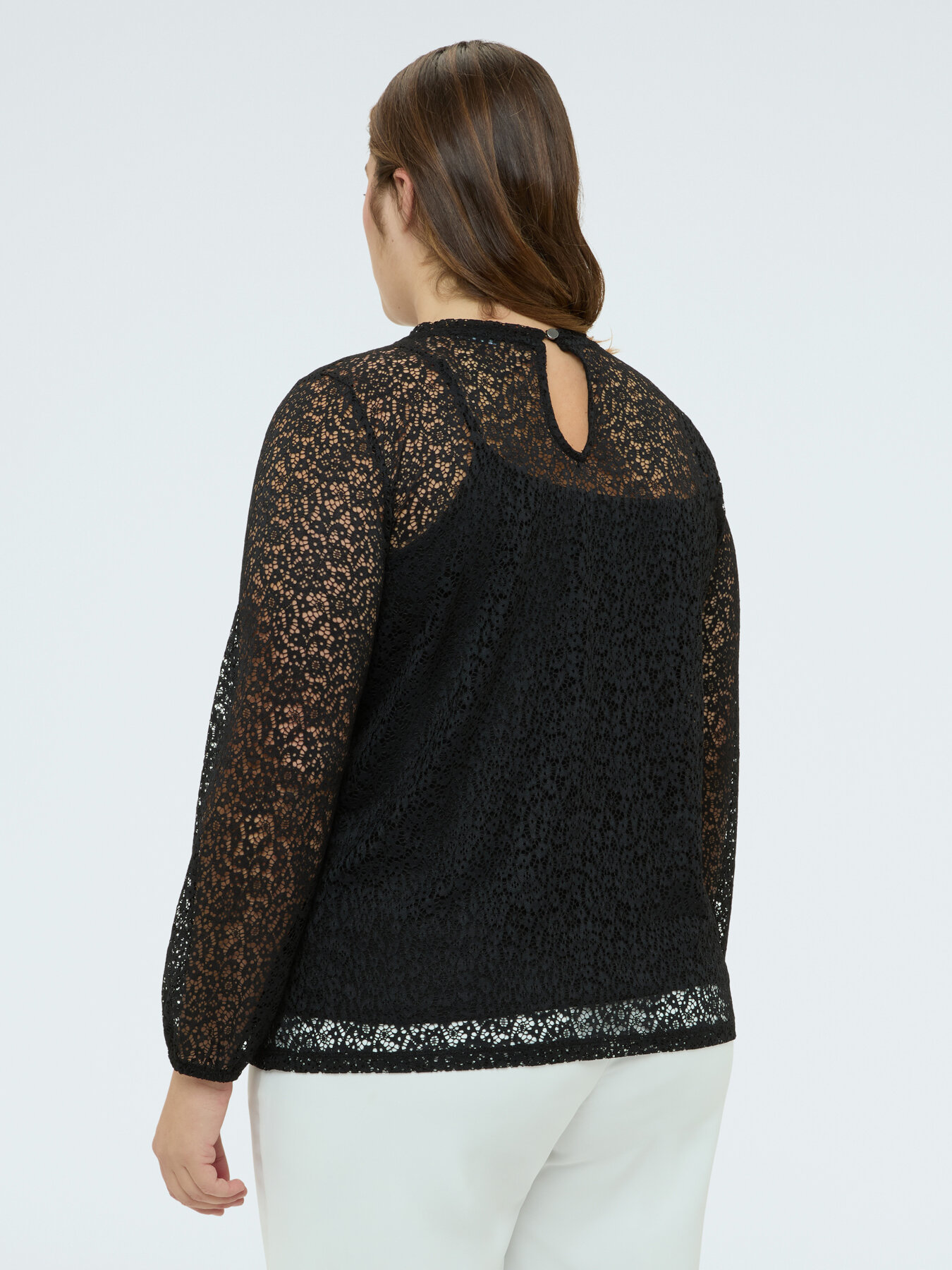 Perforated lace T-shirt image number 1