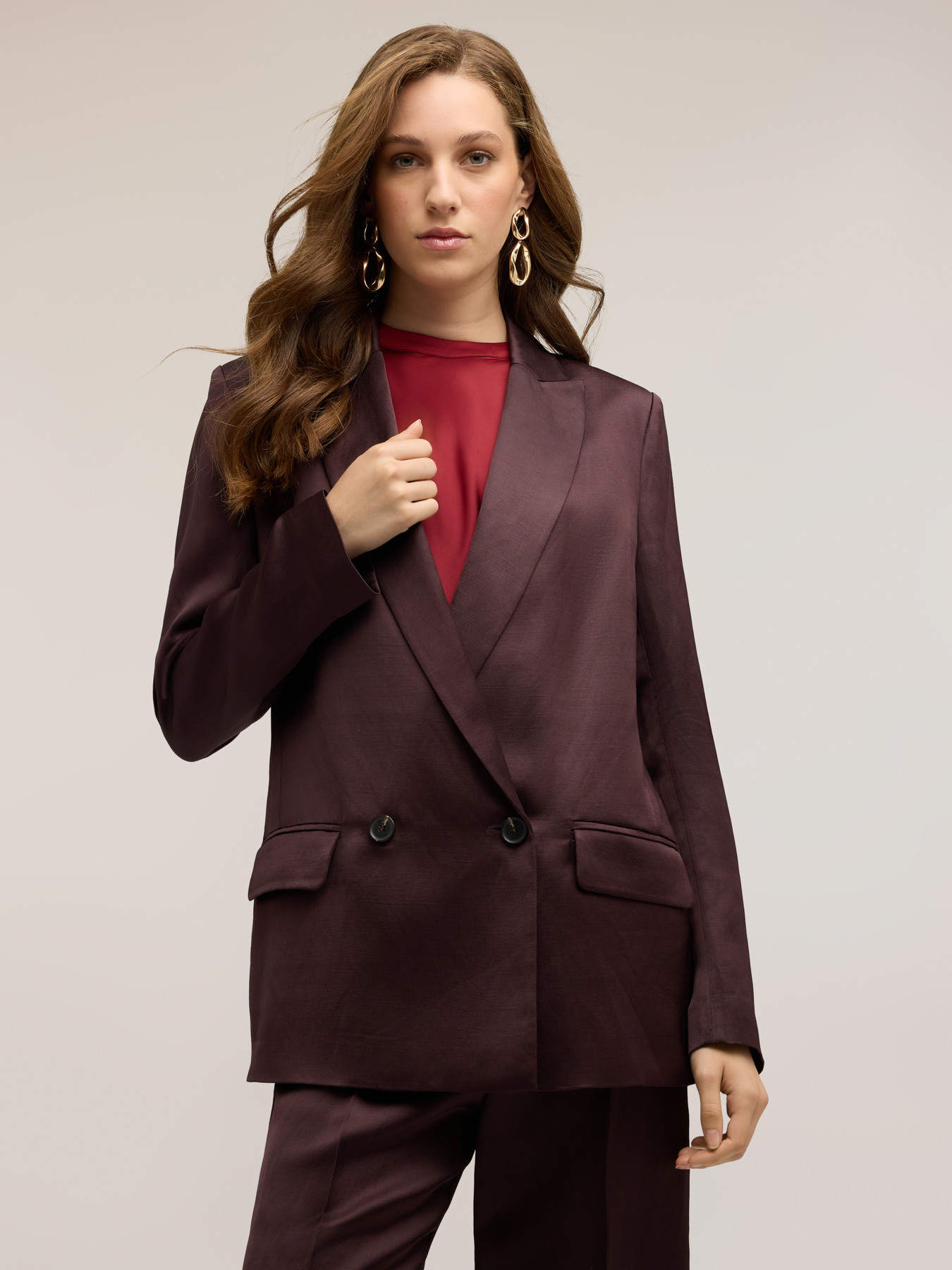 Double-breasted structured jacket in linen blend image number 0