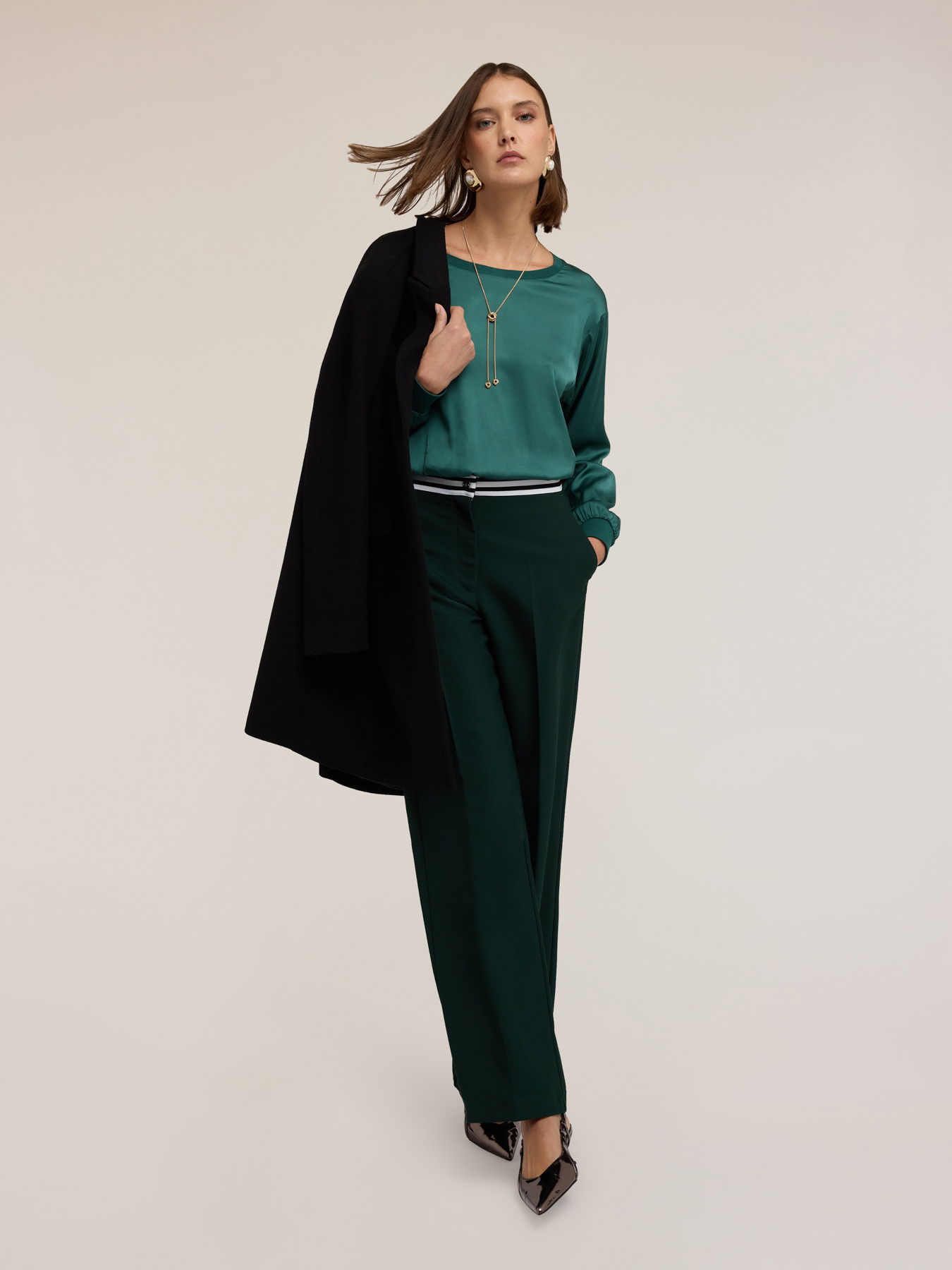Crepe de chine blouse with boxy fit image number 0
