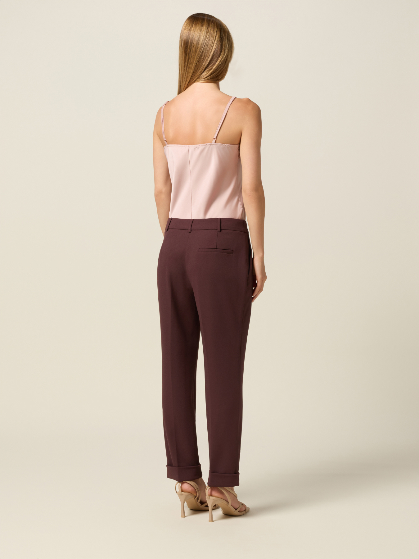 Cropped pants in crêpe fabric image number 1
