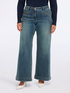 Wide leg jeans with a used effect image number 2