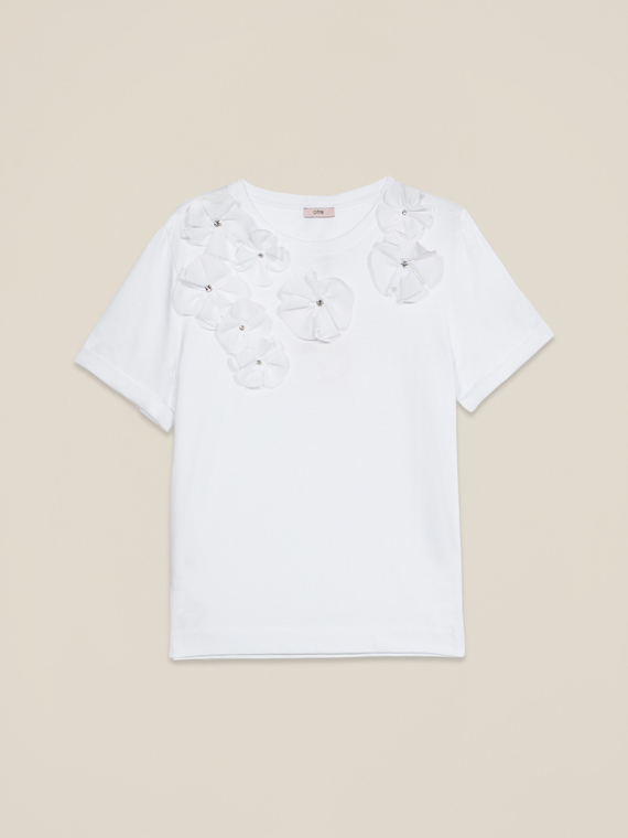 T-shirt con applicazioni floreali