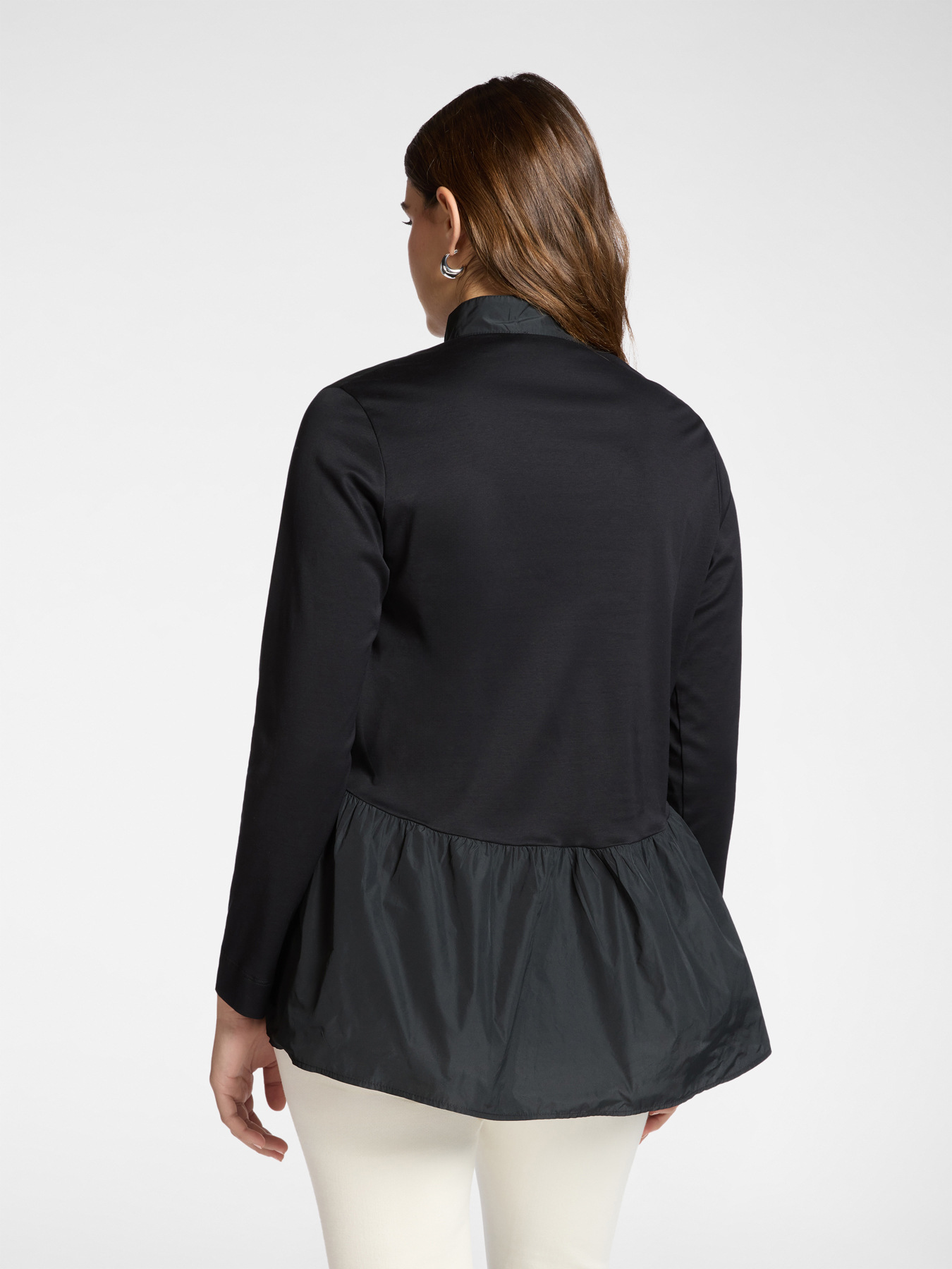 T-shirt with ruffle at the bottom image number 1