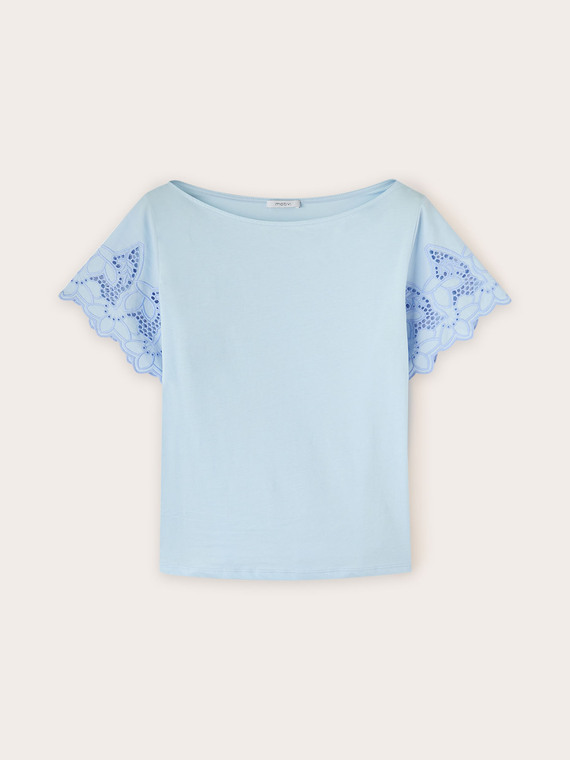T-shirt with embroidered sleeves