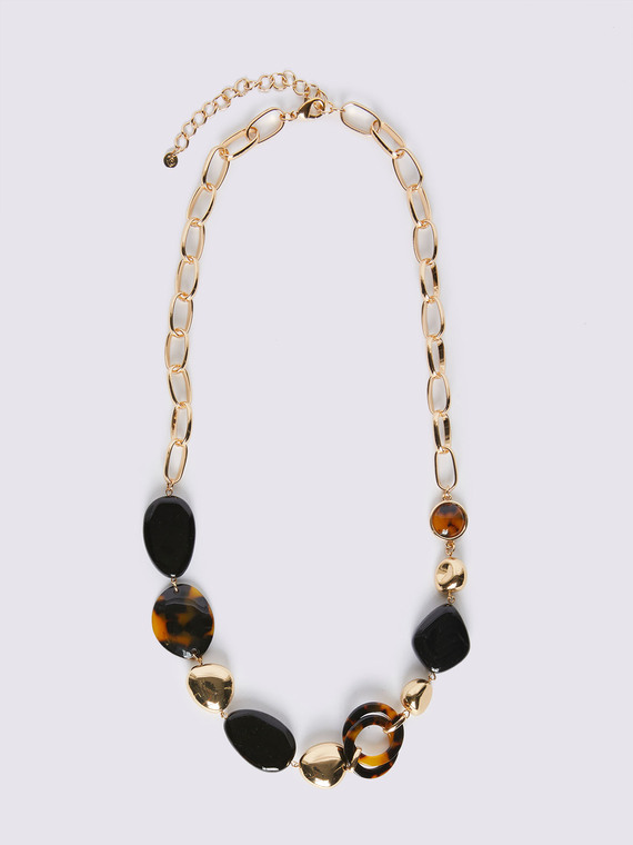 Collana con ciondoli maculati