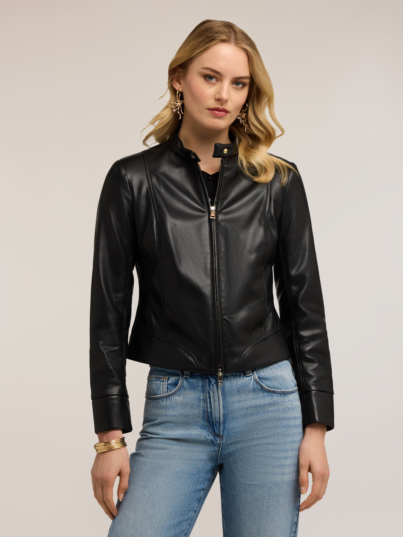 Short jacket with zip and mandarin collar image number 0