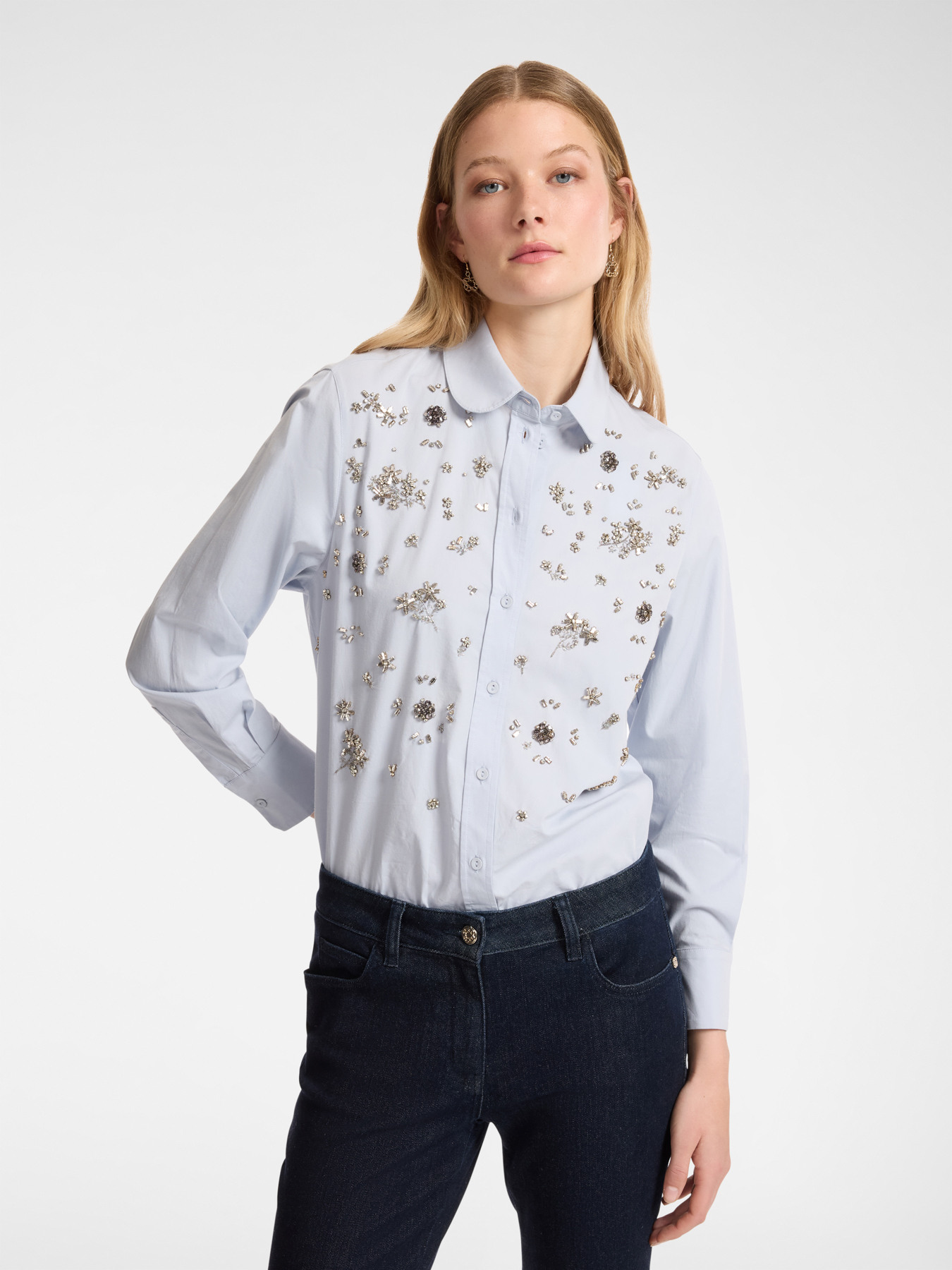 Hand embroidered shirt image number 0