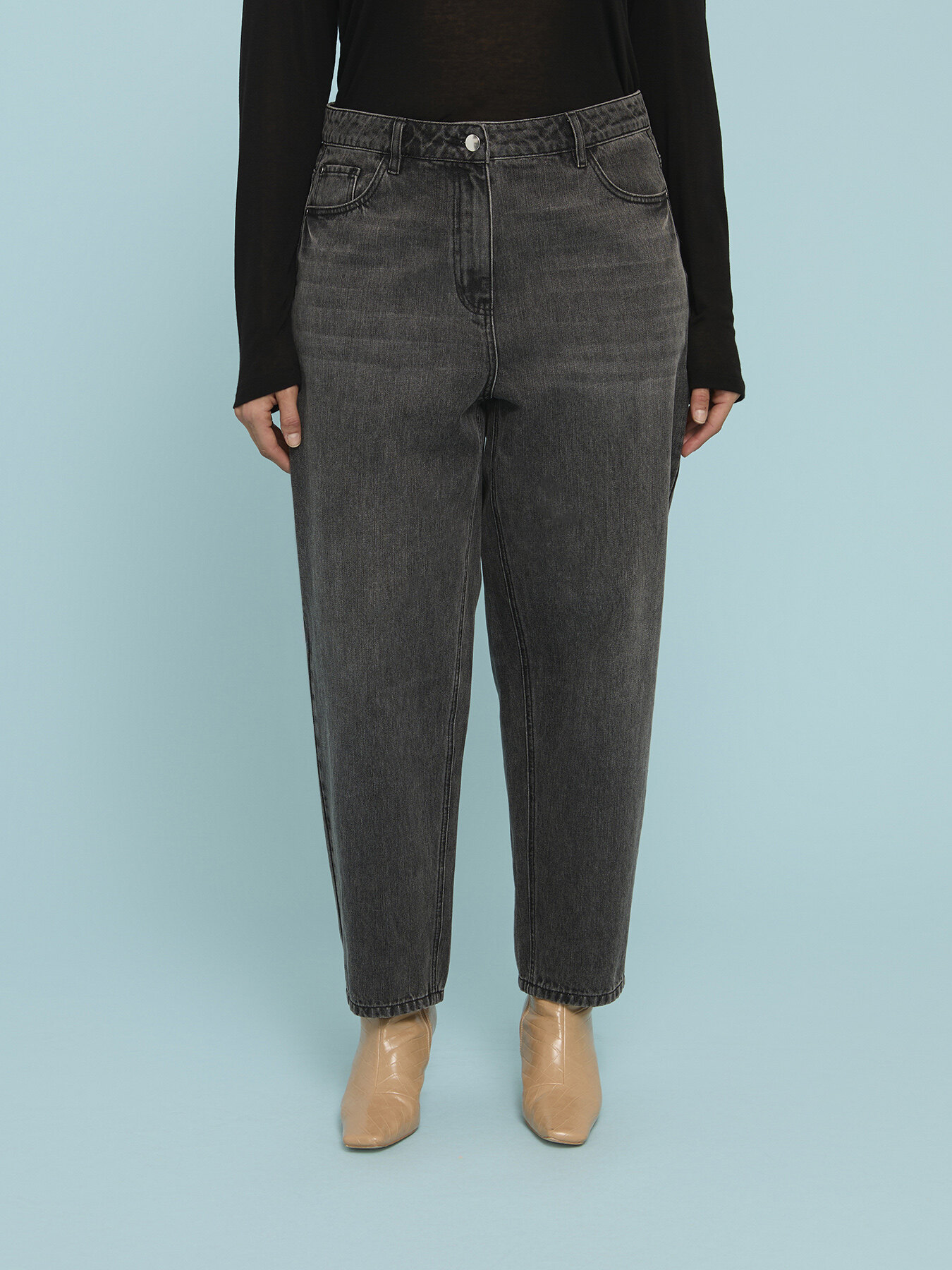 Mom Fit Jeans dark wash image number 0