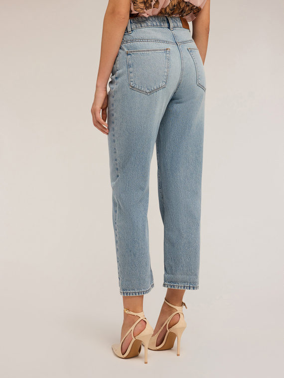 Boyfriend jeans stone washed