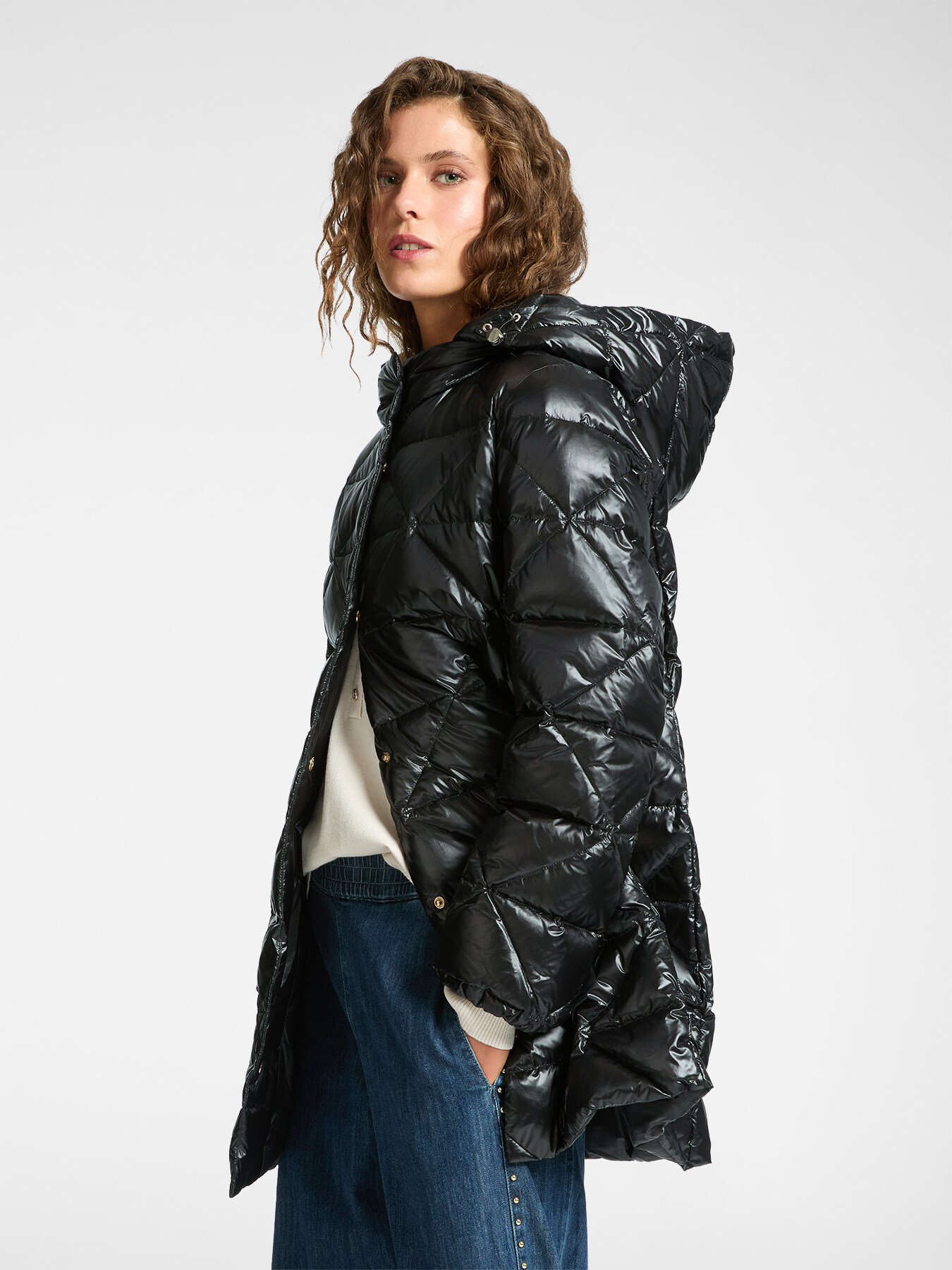 Quilted down jacket with hood image number 0