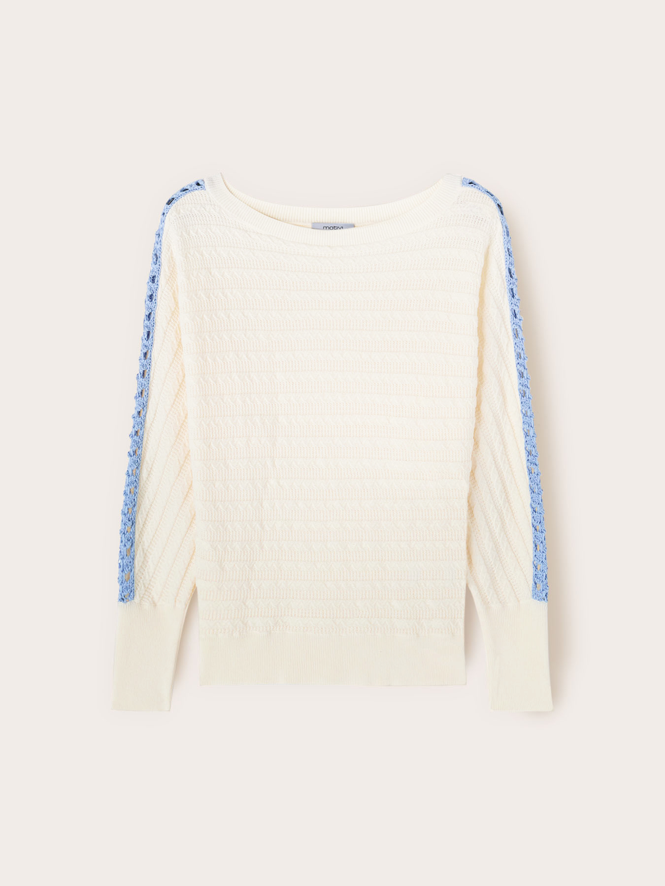 Oversized sweater with openwork inserts on the sleeves image number 4