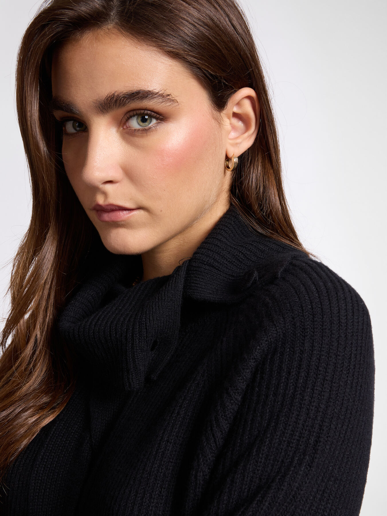 Sweater with braid in front image number 3