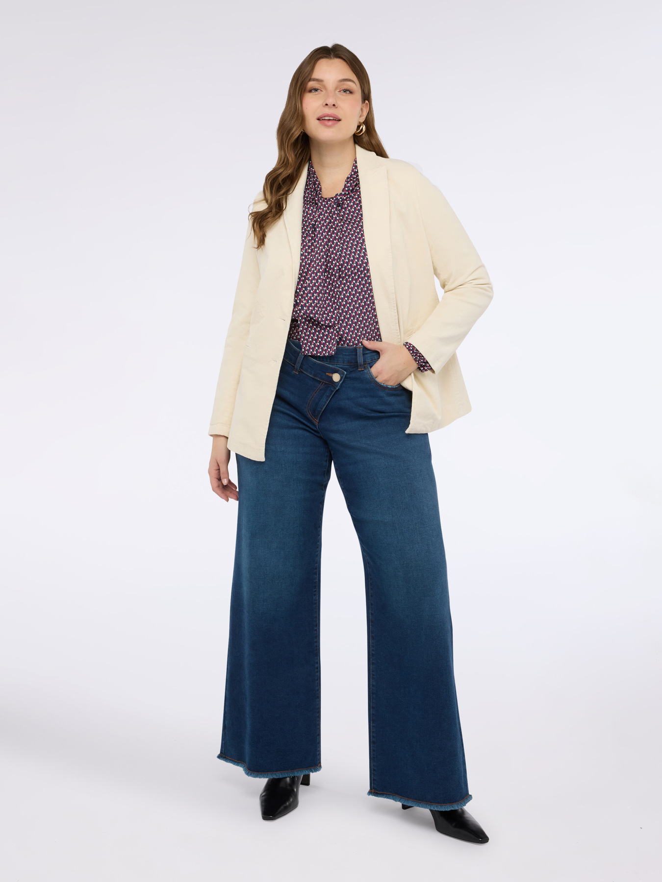 Geometric print shirt in muslin image number 3