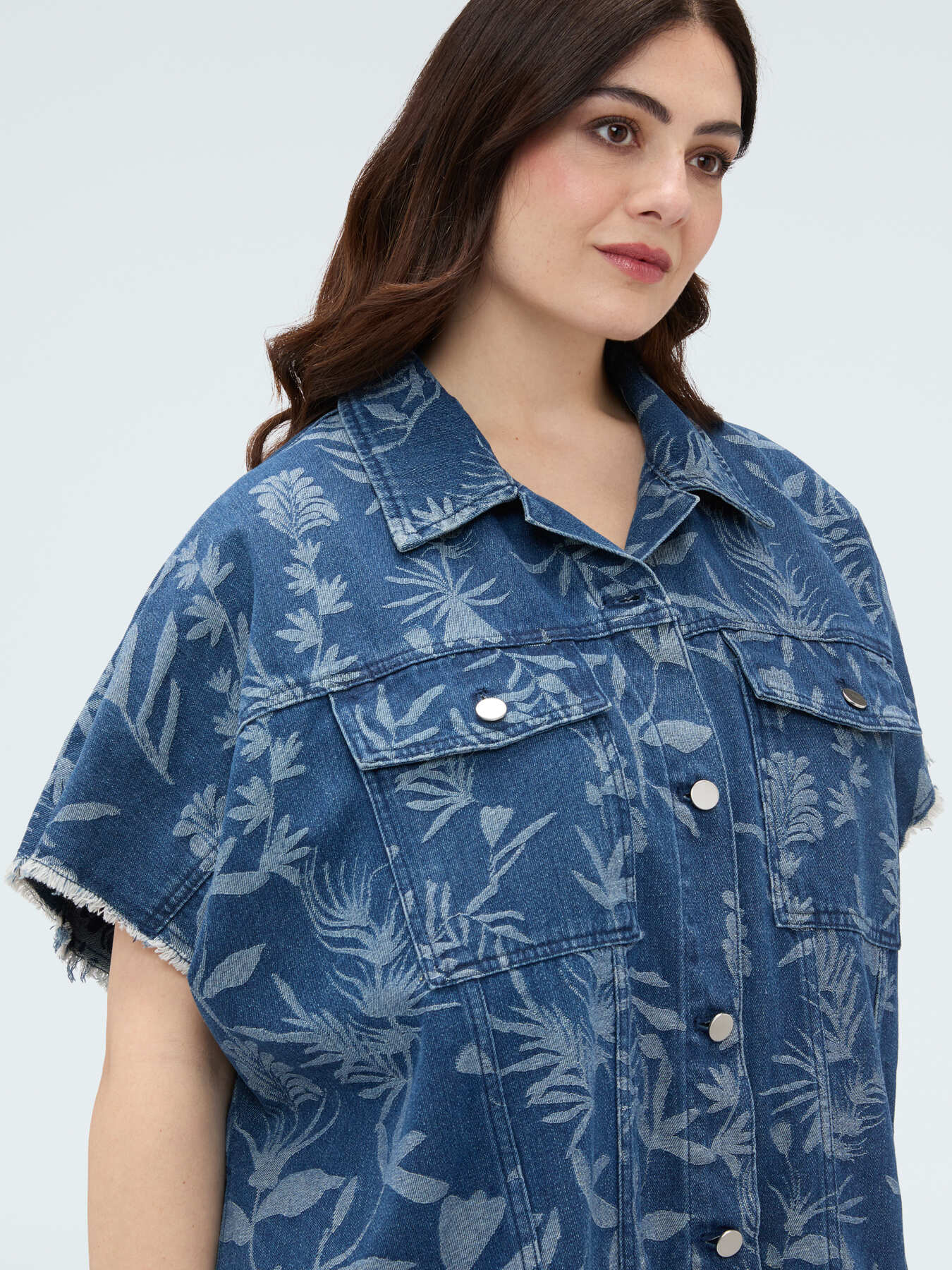 Jeanshemd mit Jacquard-Blattmuster image number 5