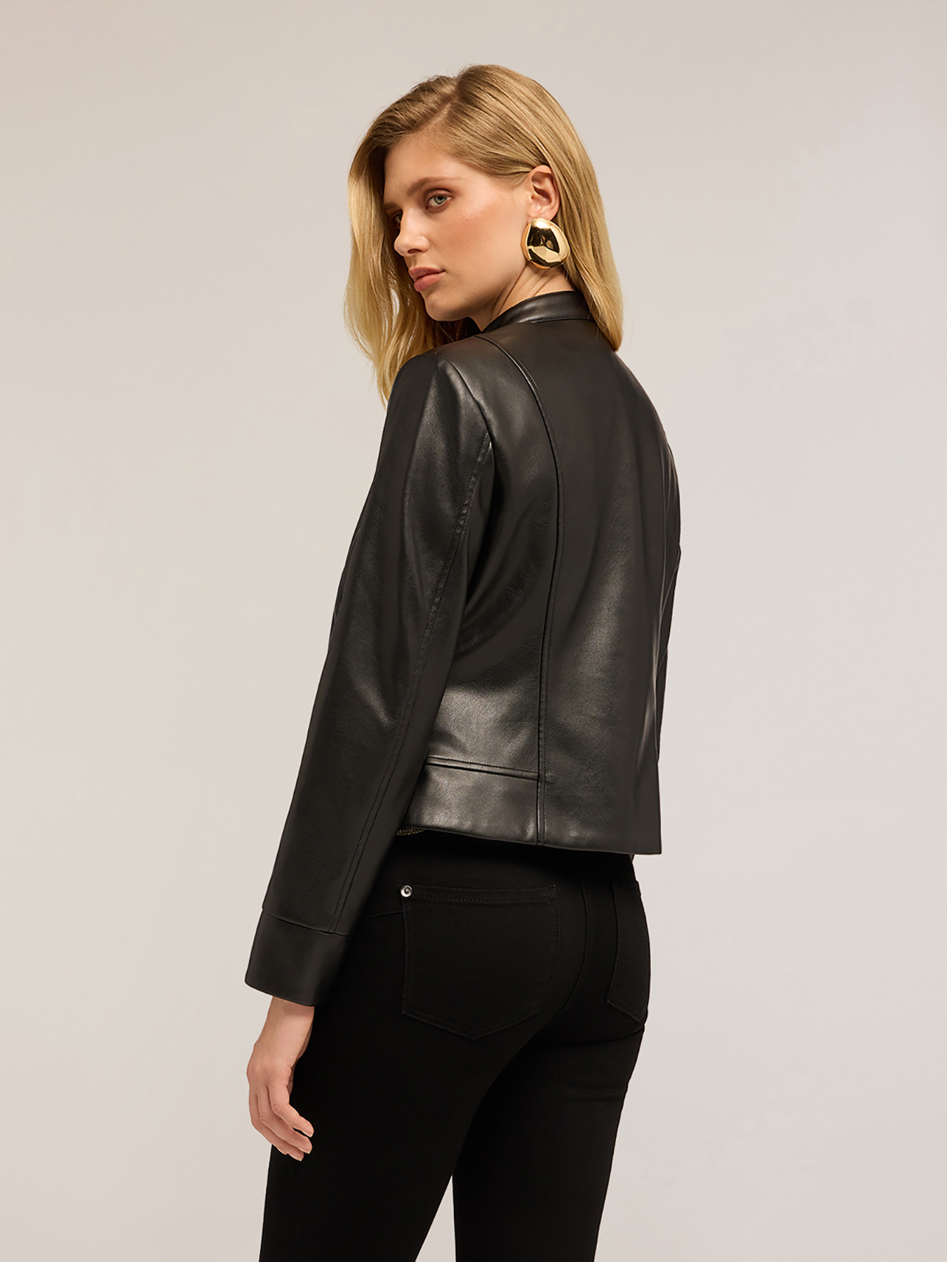 Coated fabric jacket with shaping cuts image number 1