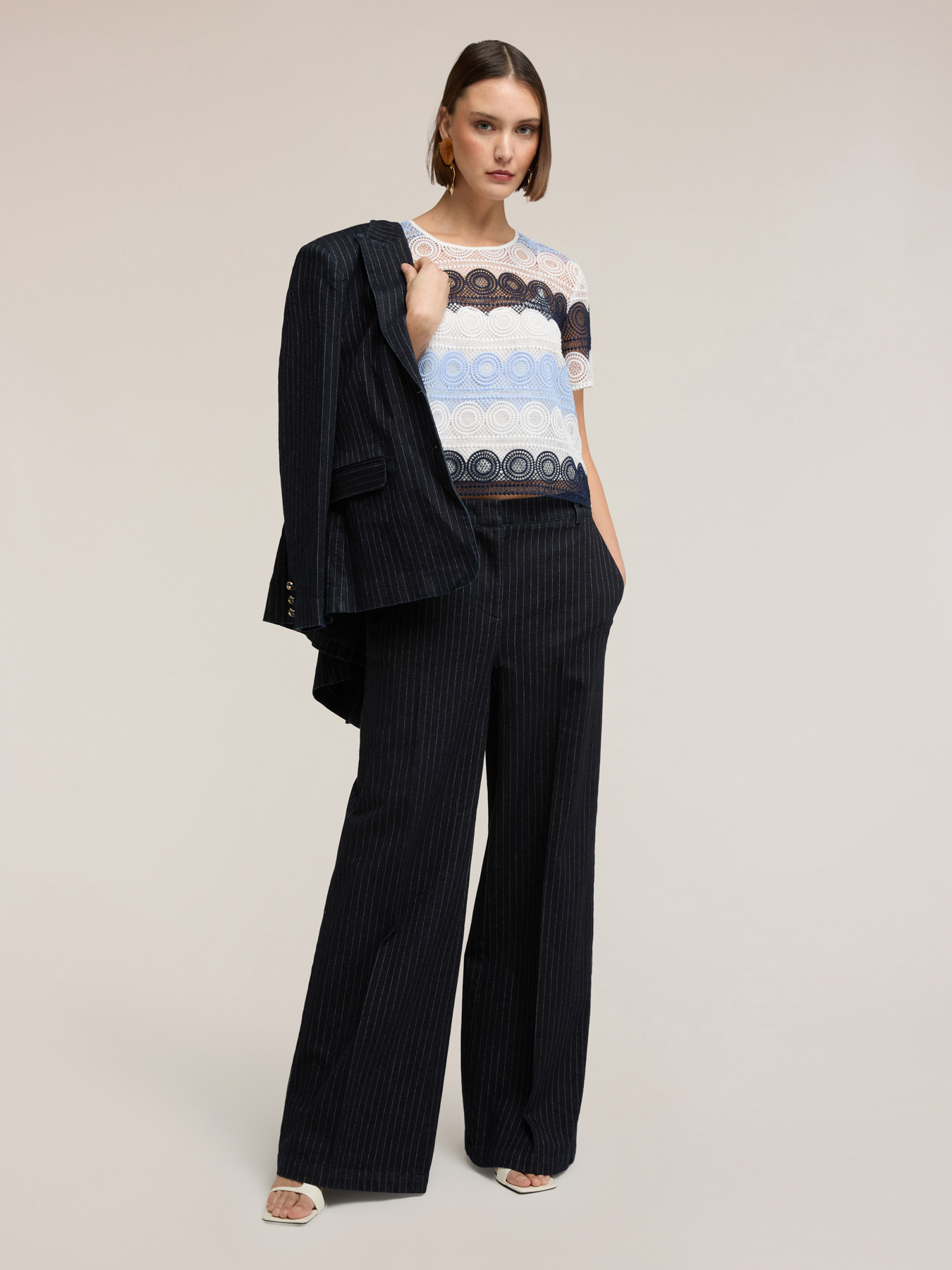 Macram&eacute; lace T-shirt image number 3