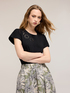T-shirt with floral embellishments image number 2