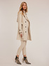 Zweireihiger Trenchcoat aus technischem Gewebe image number 3