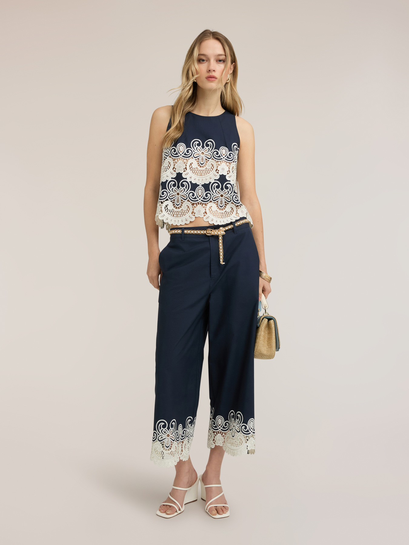 Poplin top with sangallo lace image number 2