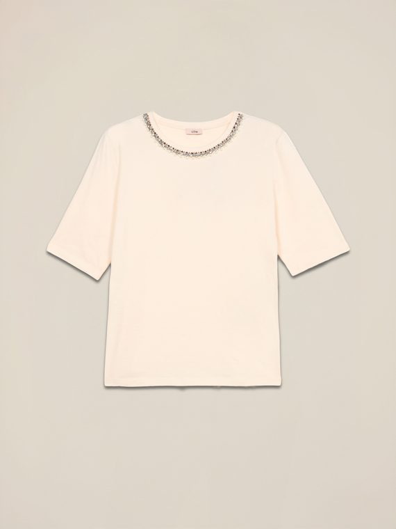T-shirt con ricamo gioiello