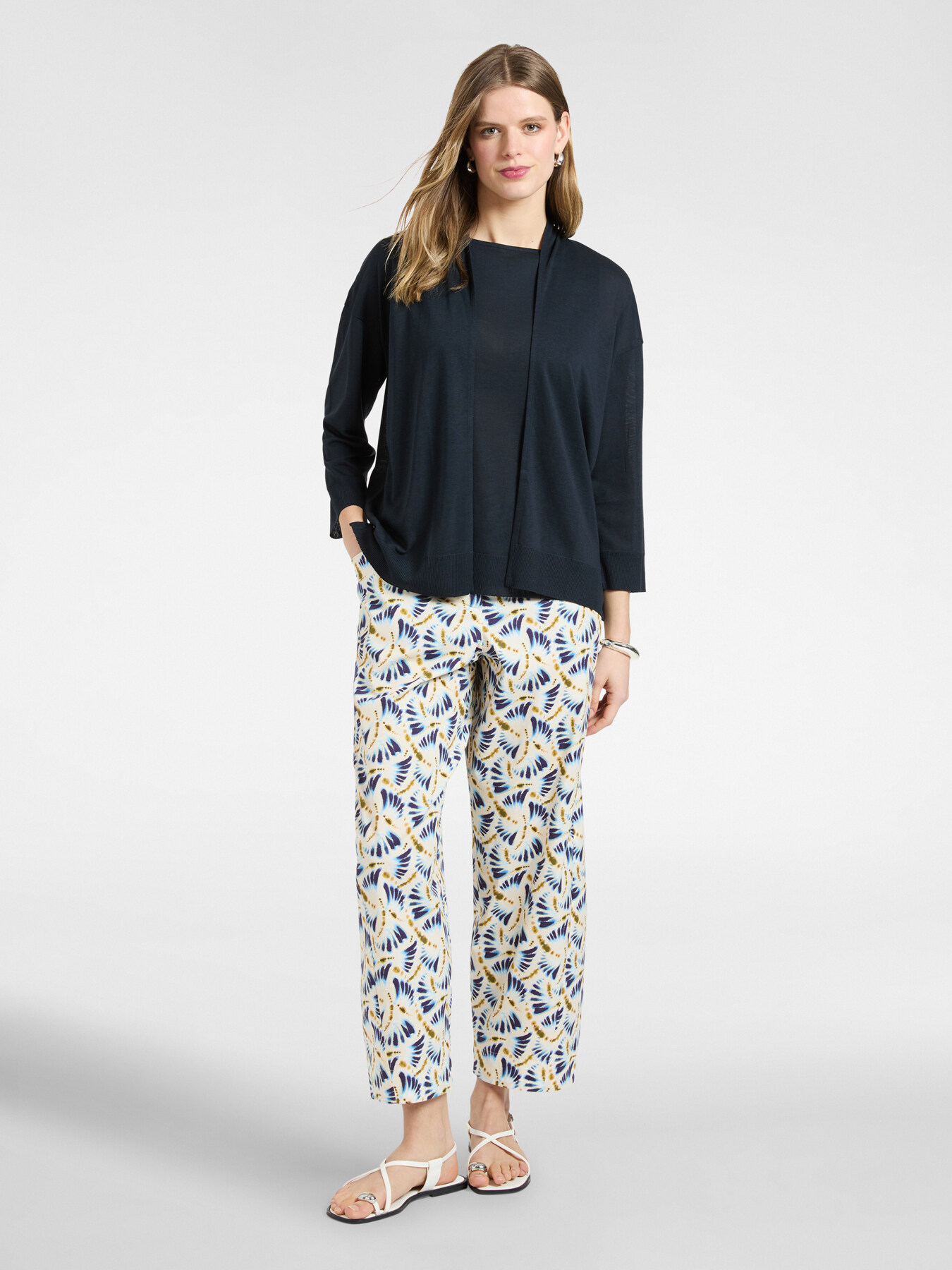 Relaxed fit open-front t-shirt image number 2