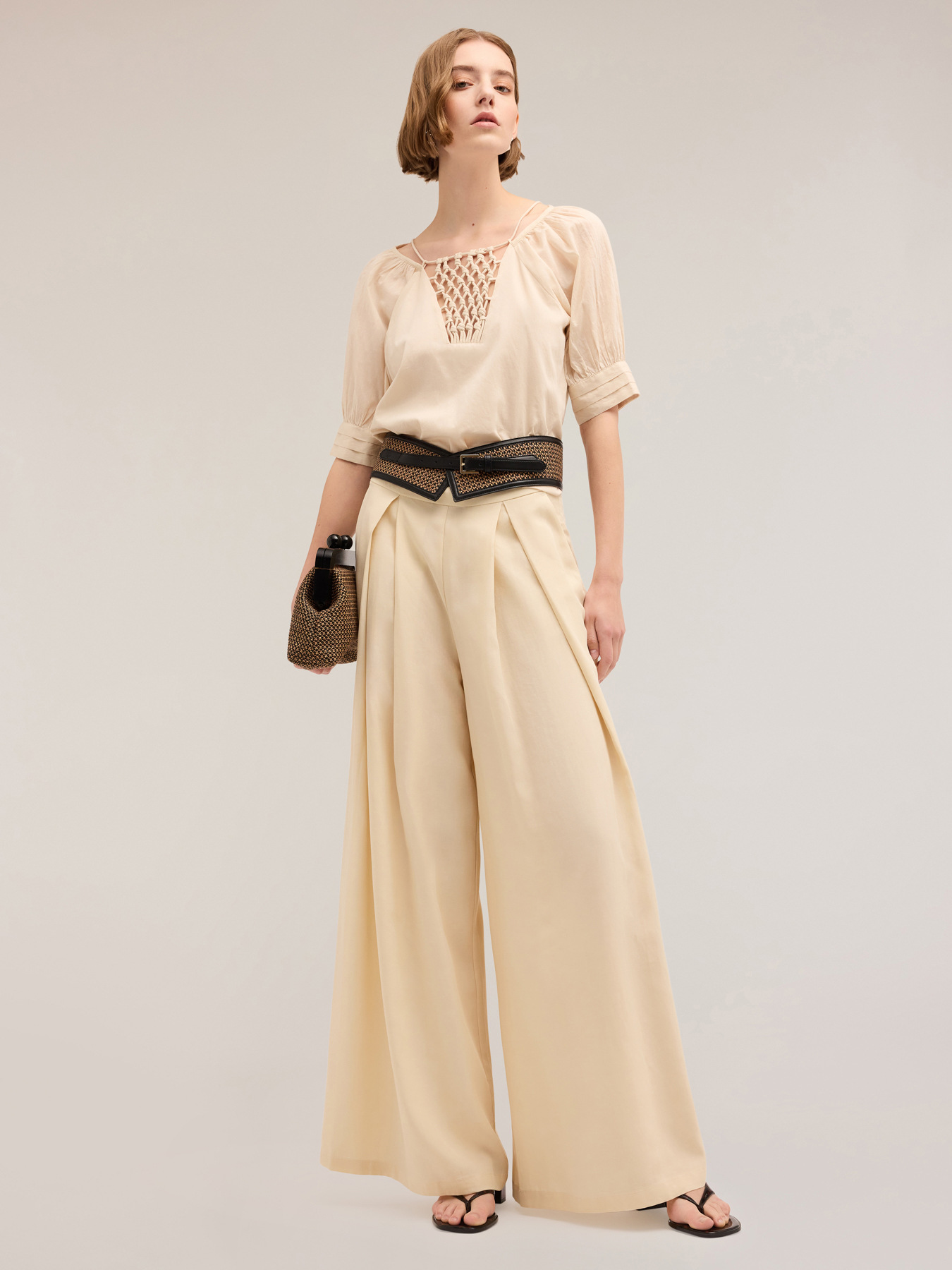 Embroidered ethnic blouse image number 0