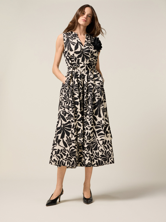 Flared midi dress in poplin with belt