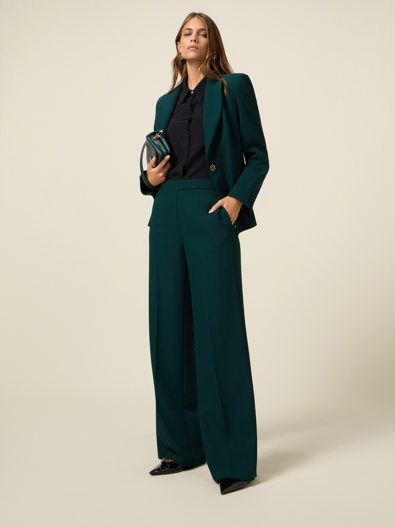 Pantaloni palazzo in tessuto cr&ecirc;pe image number 1