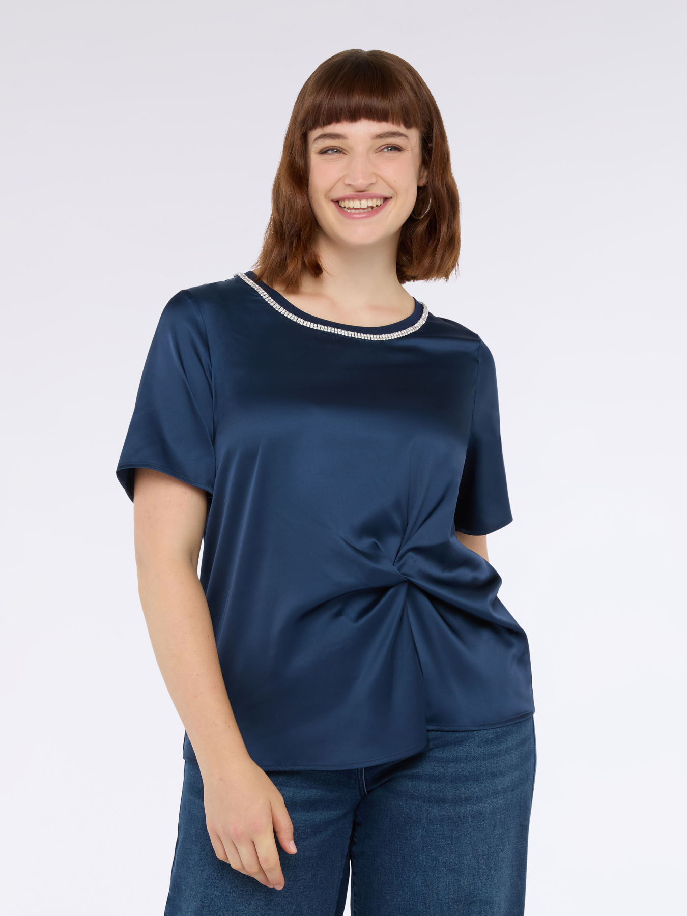 T-shirt bimati&egrave;re avec drap&eacute; et strass image number 2