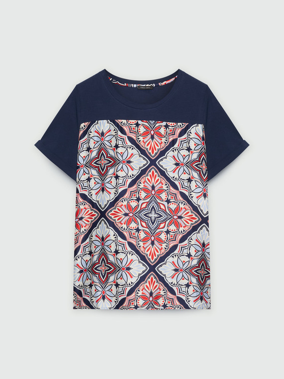 T-shirt with printed insert
