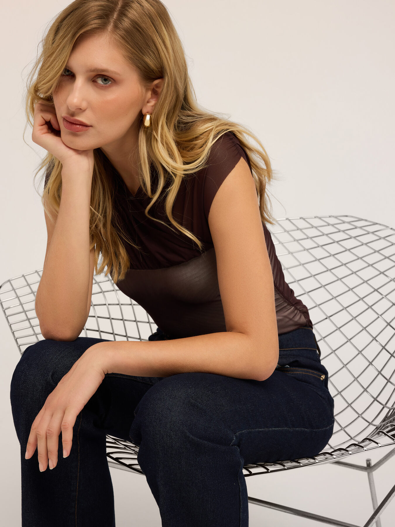 T-Shirt mit Tülleinsätzen image number 2