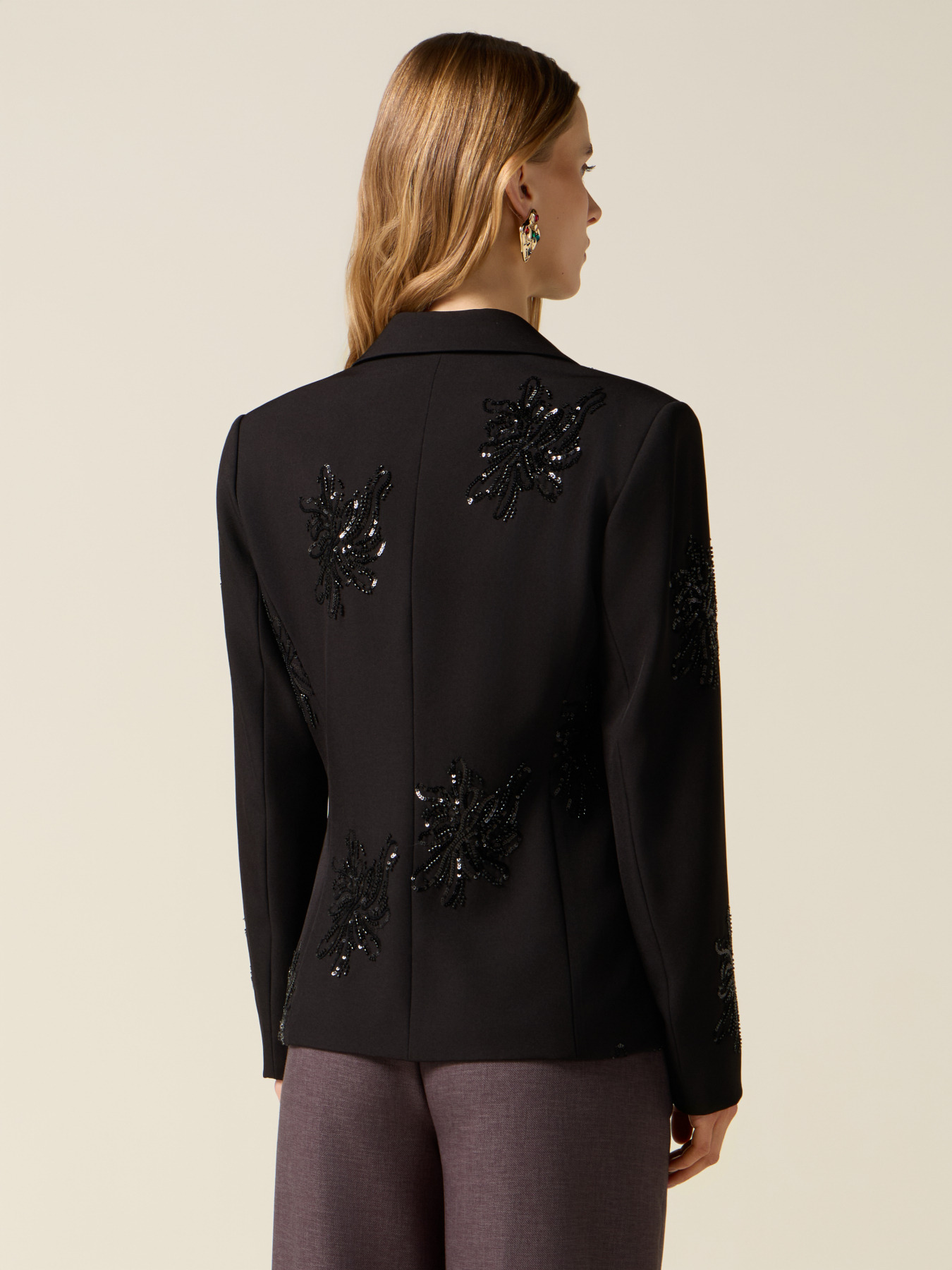 Blazer con ricami in paillettes image number 1