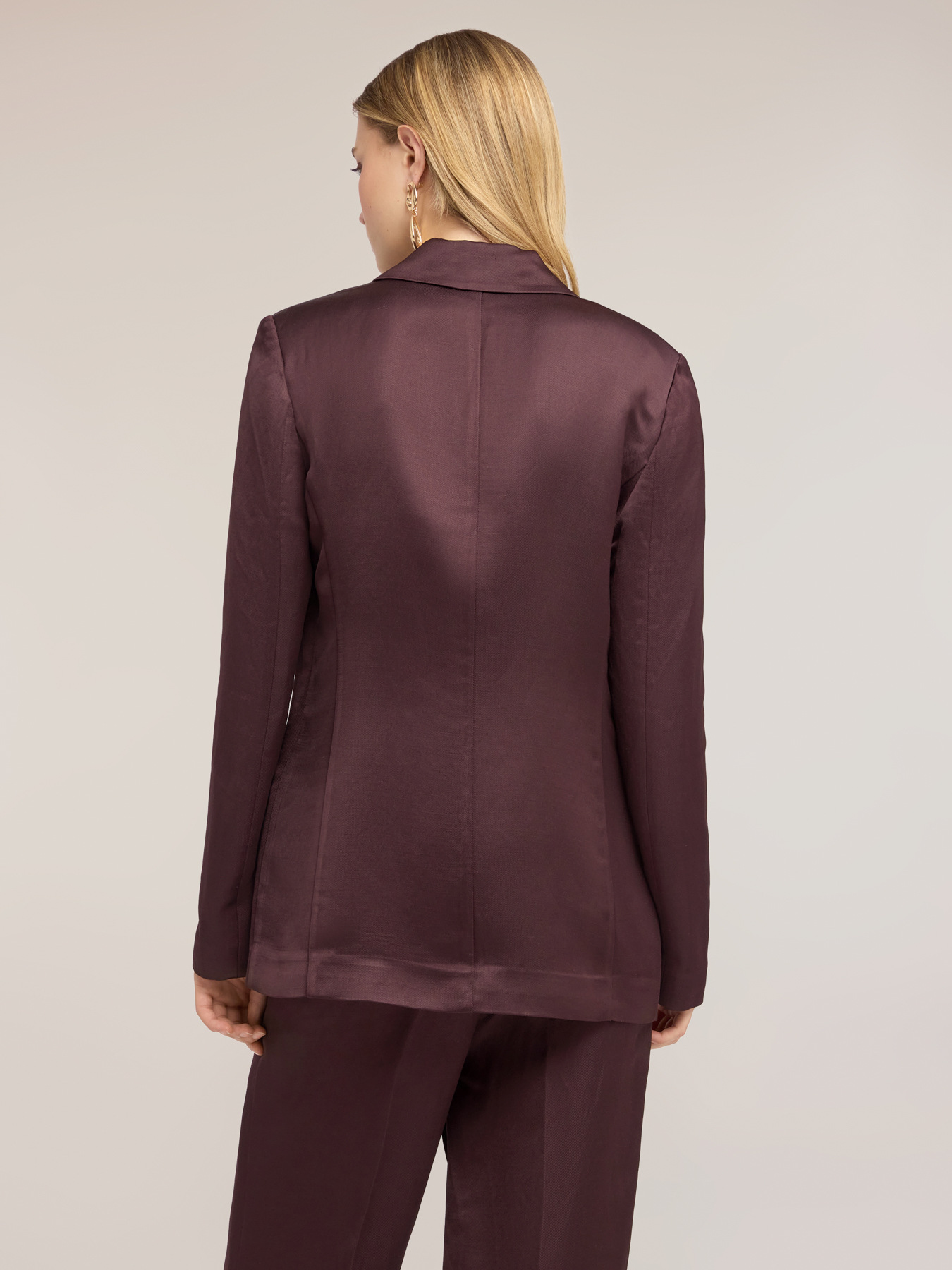 Double-breasted structured jacket in linen blend image number 1