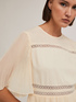 Robe brodée avec détails plissés image number 3