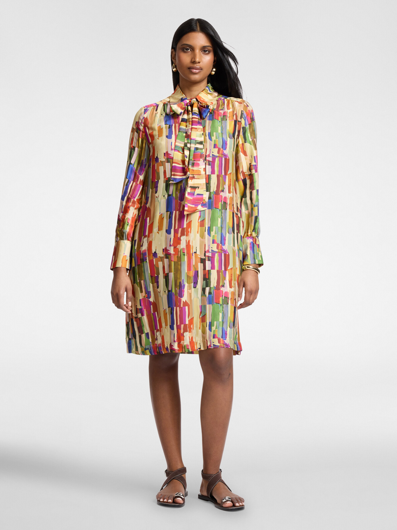 Printed dress with bow image number 2