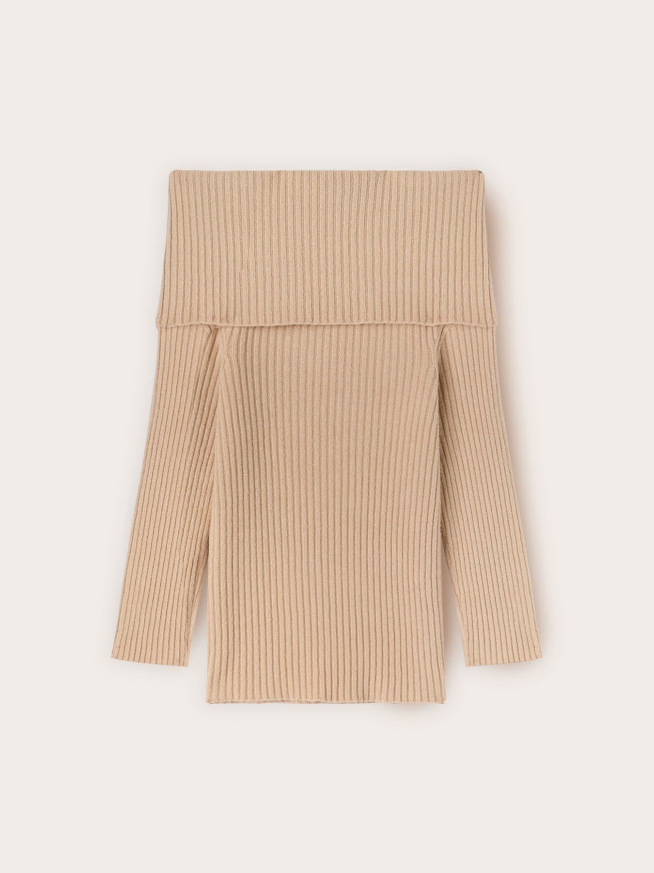 Jersey de canalé off-shoulder en viscosa image number 4