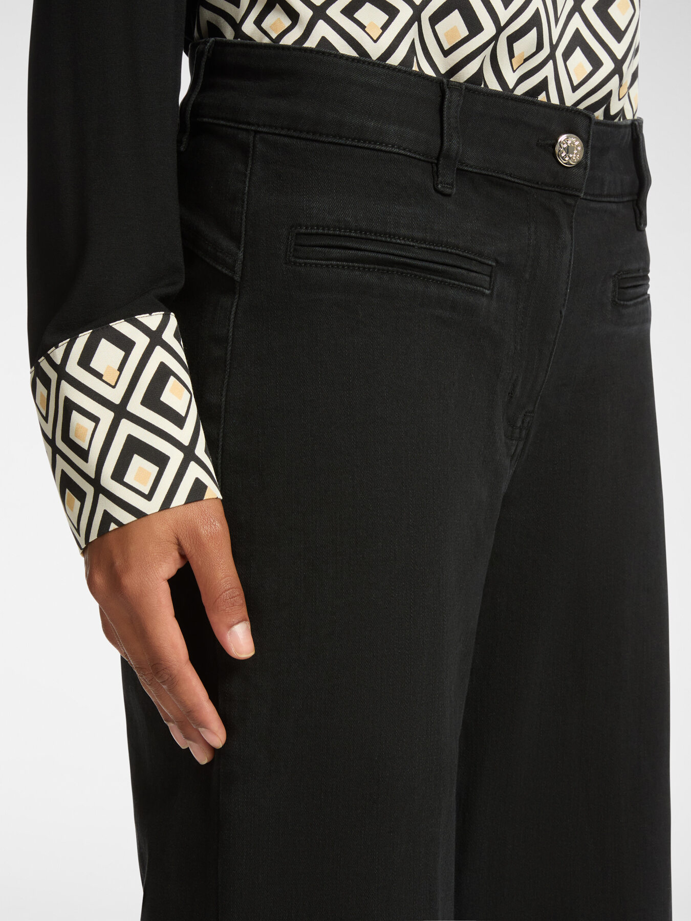 5-pocket marine jeans, "Mary" image number 3