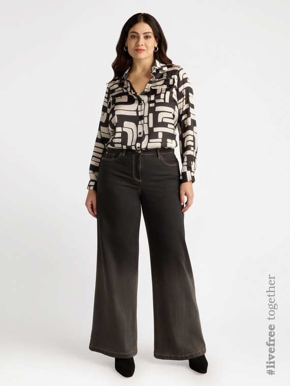 Jeans mit weitem Bein schwarze Waschung