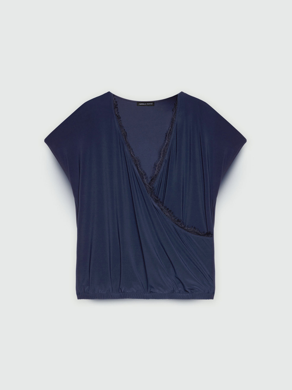 T-Shirt mit Überkreuzung und Bordüren aus Spitze