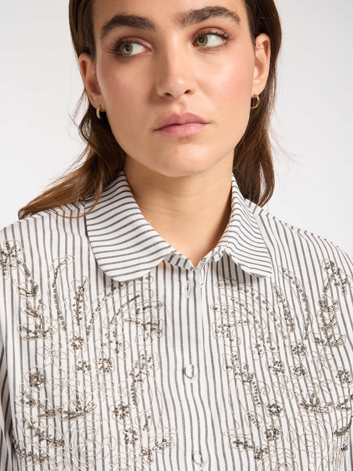 Camicia a righe con ricamo a mano image number 3