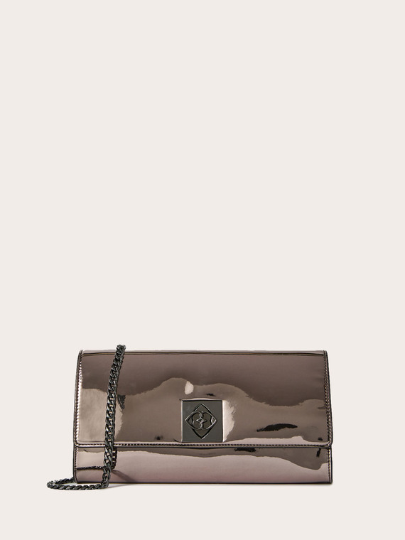 Laminated fabric clutch