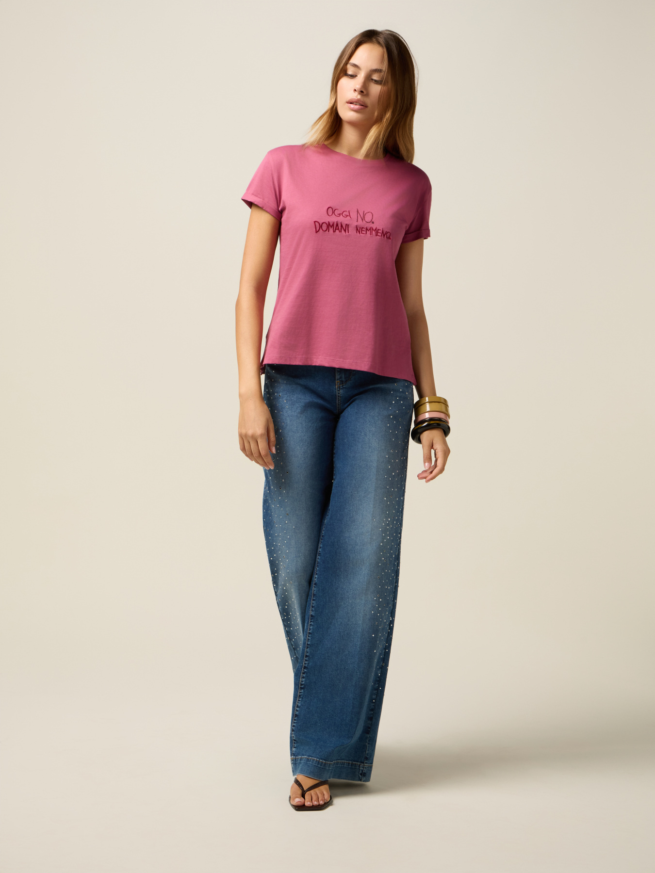 T-shirt avec broderie lettrage image number 3