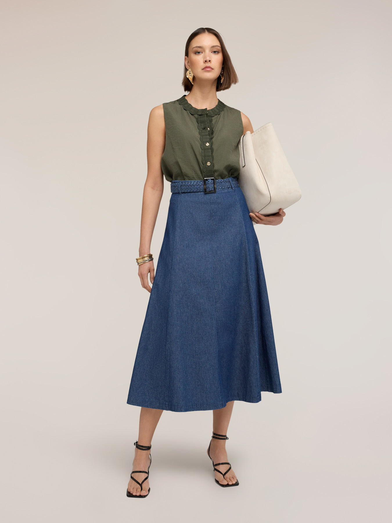 Mixed lyocell top with knit edges image number 0